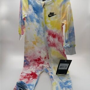 Nike Baby Tie-Dye Footed Sleeper – Size 6M – NWT